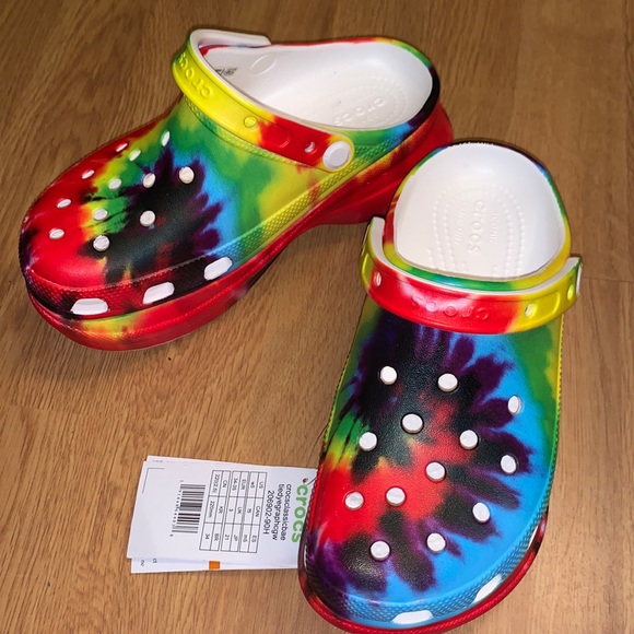 CROCS Shoes Nwt Crocs Classic Bae Tie Dye Platform Clog Size 5